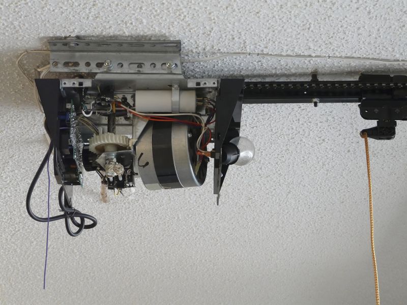 Garage Door Opener Repair in Arlington, VA